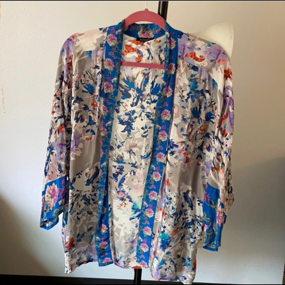 Tolani cover up size medium